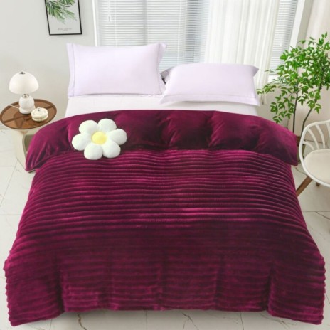 Pătură cocolino bordo 200x230 cm cu dungi catifelate în relief – model Line