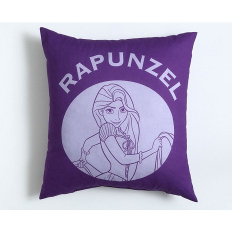 Pernuță decorativă Disney Rapunzel, mov, bumbac 100%, dimensiune 40x40 cm, pentru camera copiilor.