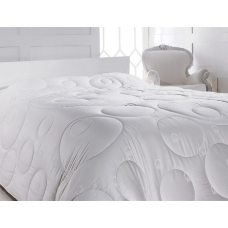 Pilota cu fata si umplutura bumbac 100% 195x215cm Cotton Box, matlasata, ideala pentru sezonul rece