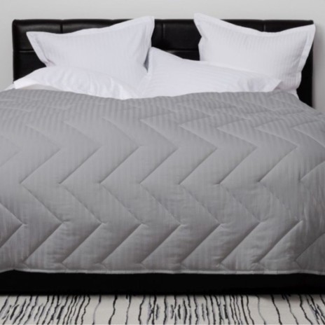 Pilota gri lana 100% naturala Pucioasa 140x210 cm, fata damasc, confort si caldura pentru noptile reci