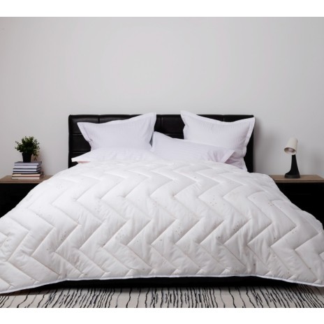 Pilota lână 100% naturală 200x220 cm, față din material rezistent, umplutură val de lână