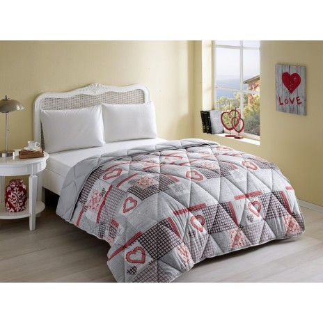 Pilota Polar single 155x215 cm TAC Savina, matlasata, design romantic cu inimioare rosii si gri, confort si caldura