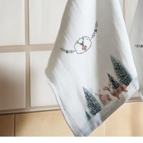 Prosop de bucatarie Craciun Deer bumbac 100% cu reni si peisaj de iarna