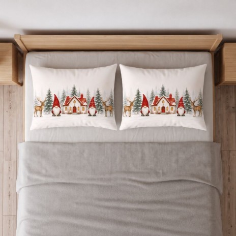 Set 2 fete de perna Craciun Koa 50x70 cm cu gnomi, casuta inzapezita, brazi si reni pe fundal crem