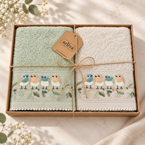 Set 2 prosoape Arliva Home 50x90 cm, bej si verde, din bumbac cu broderie pasarele, in cutie
