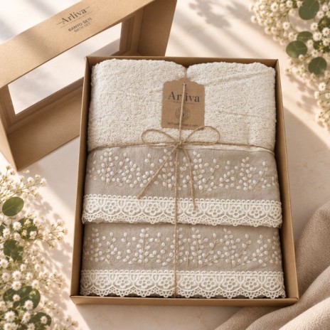Set 2 prosoape bej Arliva Home cu broderie crengute si dantela, 50x90 si 70x140 cm