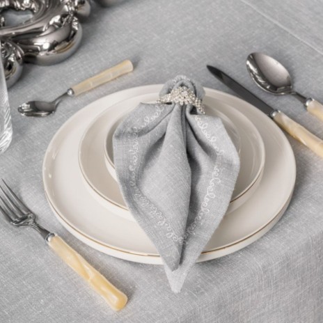 Set Fata de masa cu broderii, Cotton Box, Pera Gri