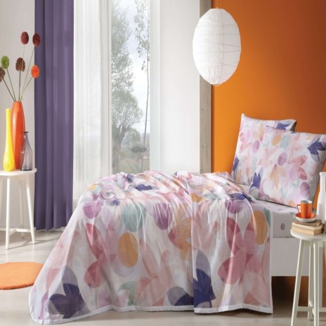 Set Pique lenjerie si cuvertura bumbac 100% 4 piese TAC Magnolia, imprimeu floral roz mov portocaliu pe fundal deschis