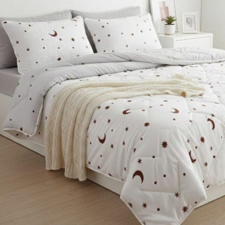 set promo pilota pat dublu 200x215 cu perne cadou alb  luna si stele Pucioasa Ralex